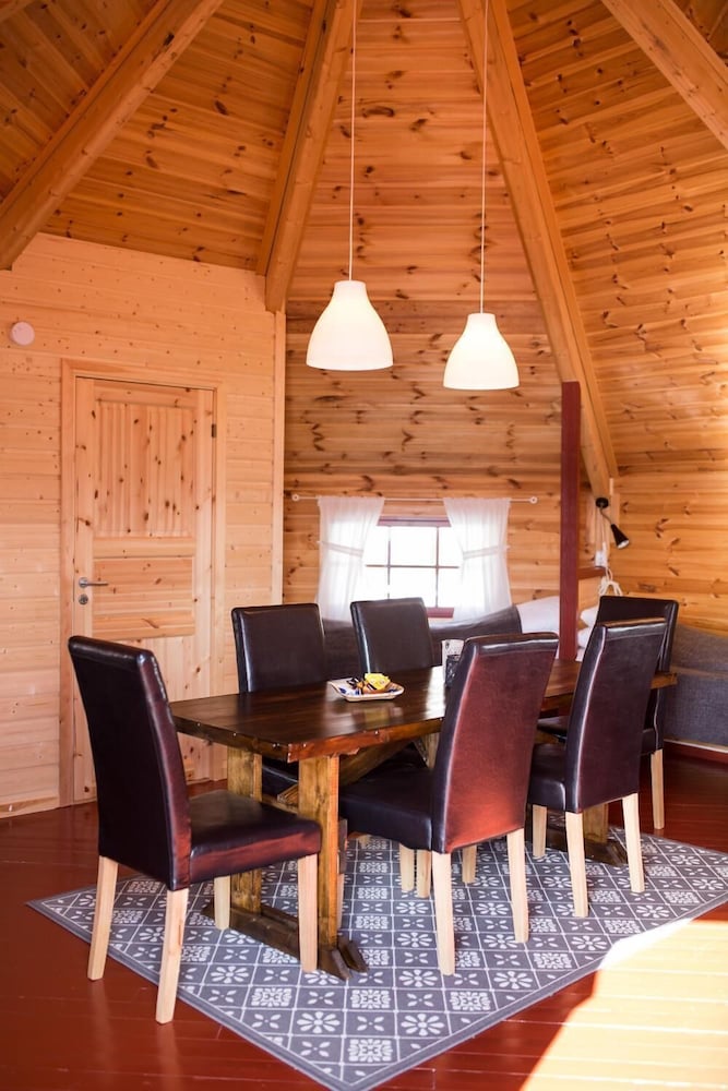 Vestvatn - Arctic Cabins