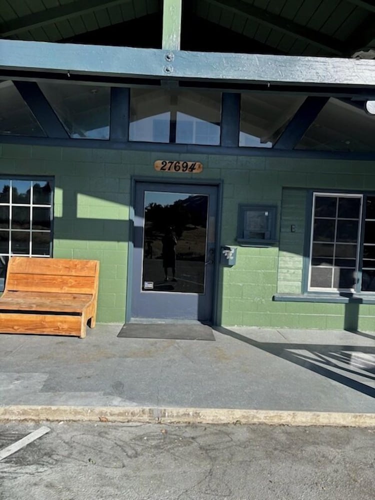 Black Hawk Lodge