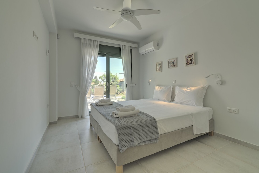 Ouzo Stone House 2, with private pool view 2