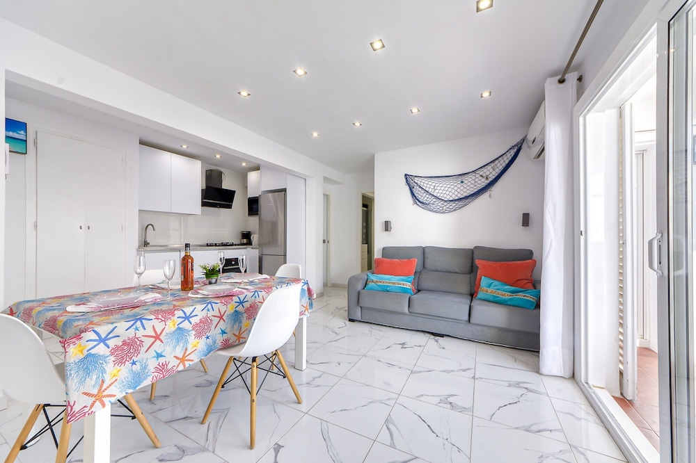 Apartment in Roses With Stunning Beachfront Views