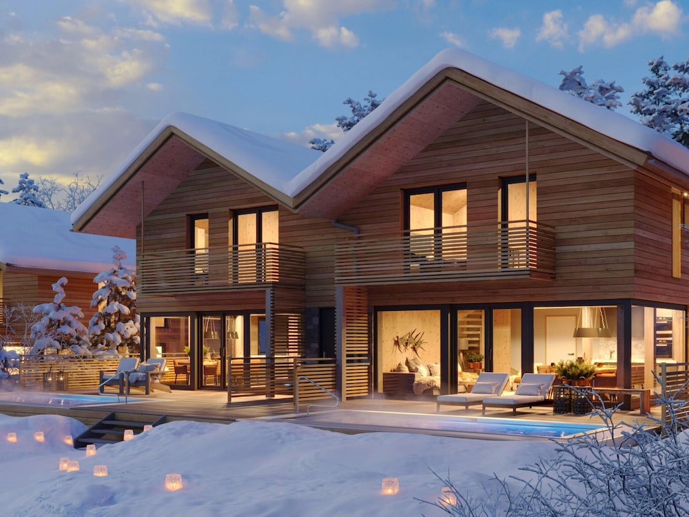 Pleasant Holiday Home With Pool
