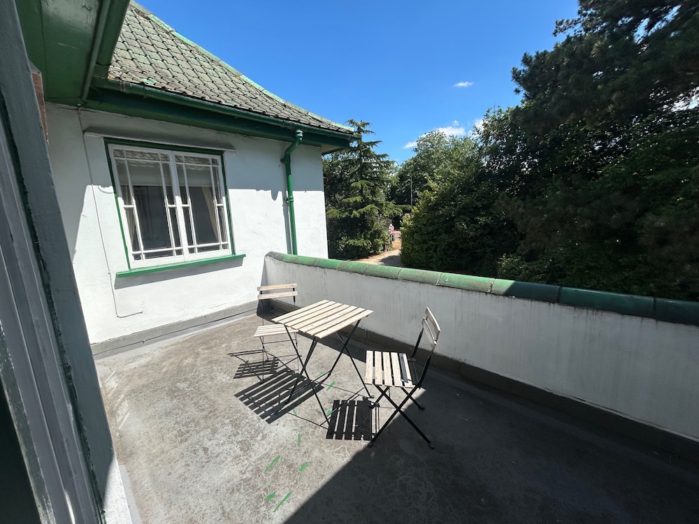 Private Lincoln Retreat - 4 Bedroom House