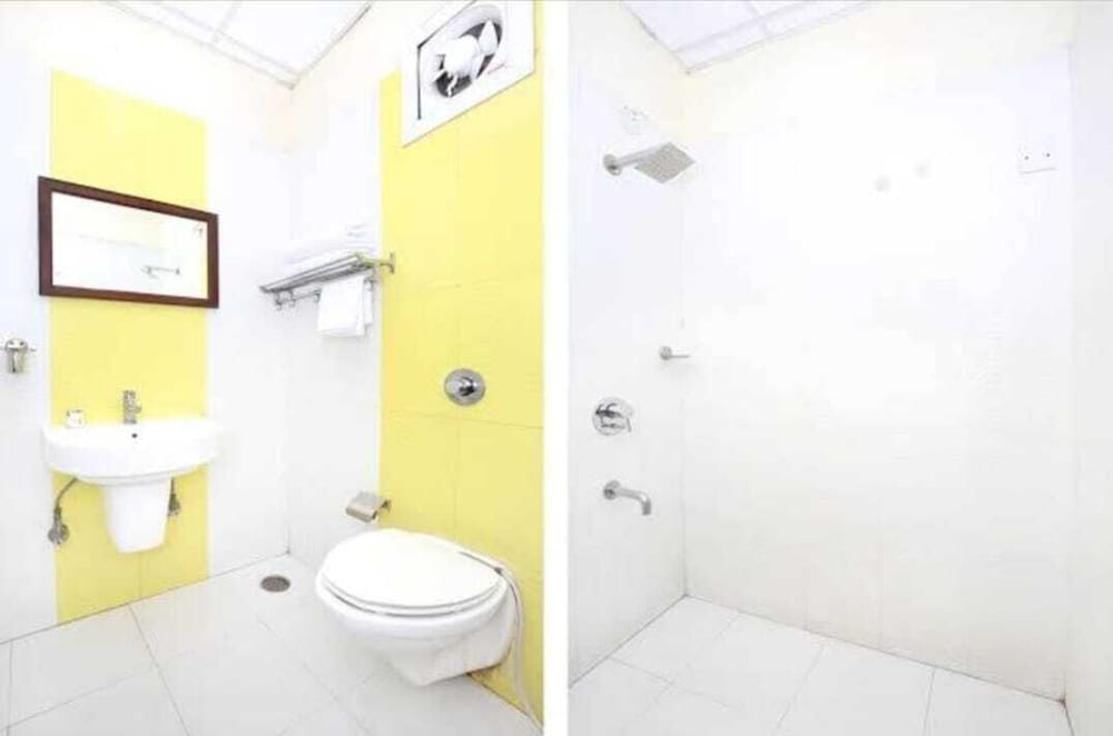 HOTEL O RAJMAHAL