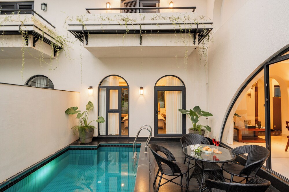 BellaVie | 3-BHK Villa With Private Pool & TV Lounge Area In A Gated Complex