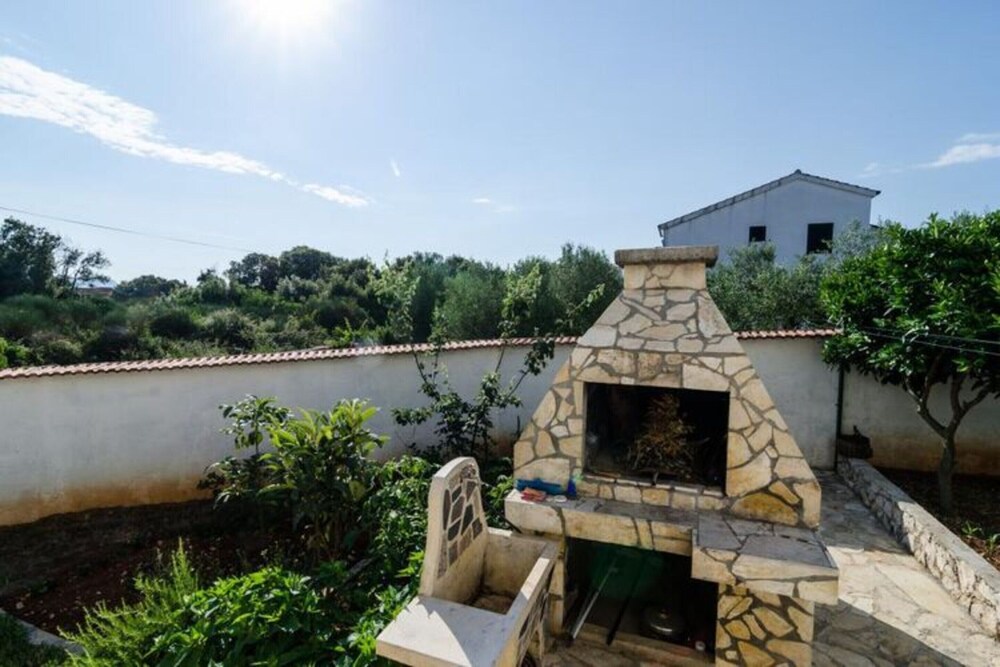 Apartments Lemes - Comfort One Bedroom Apartment With Garden View