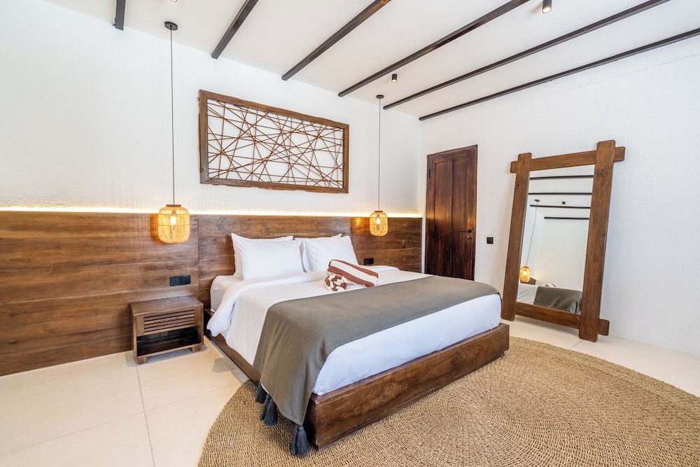 Sacred Jungle by EVDEkimi Ubud – Modern Villas and Apartments with Kitchens, Pools, & Personalized Concierge Service