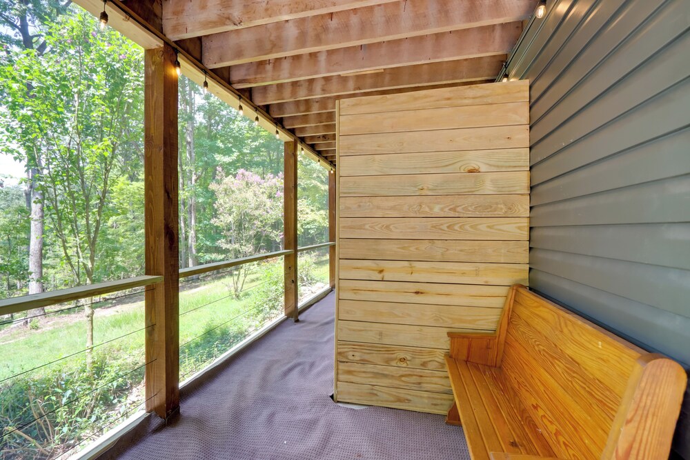 Cozy Ellijay Retreat: 12 Mi to Appalachian Trail view 3