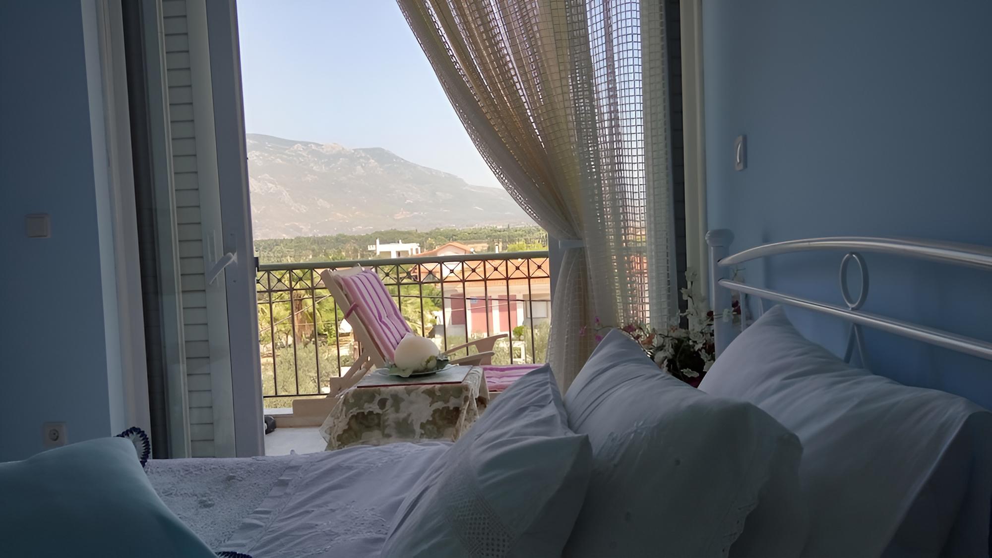 Hospitality & Traditional Food in Peloponnese