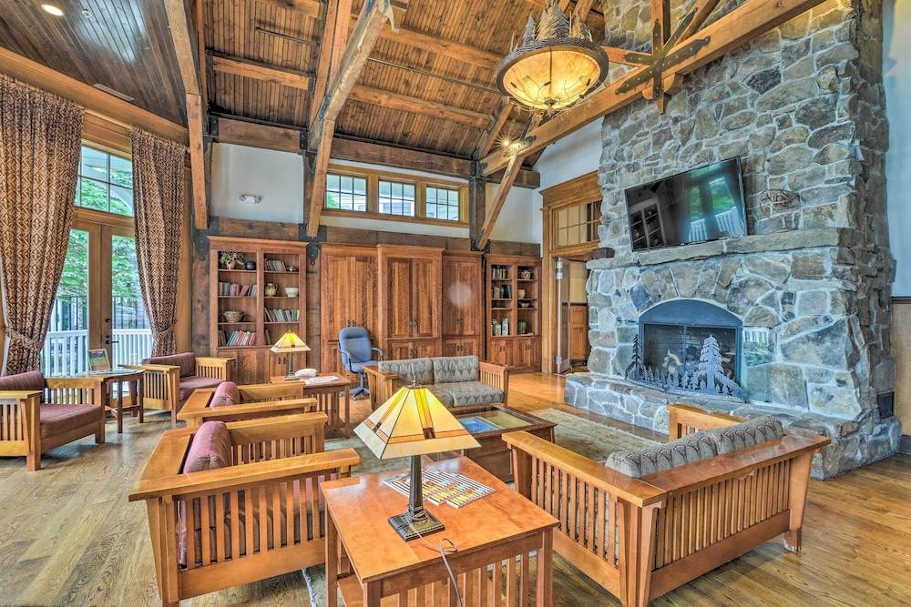 Ski-in/out Snowshoe Slopeside Resort Brigham Condo
