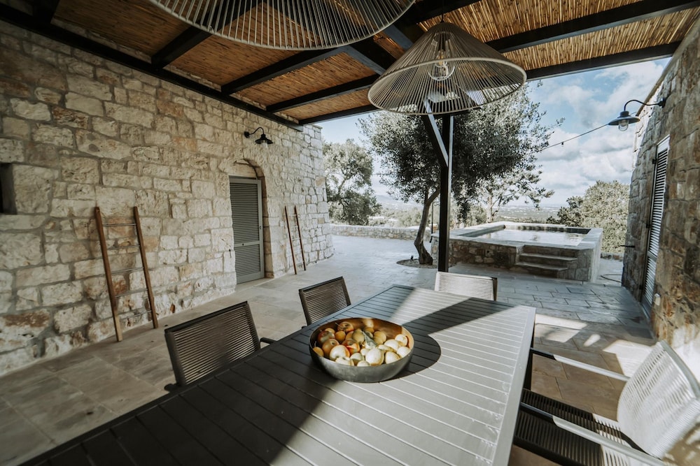 Casale Palazzina Tommaso con Piscina