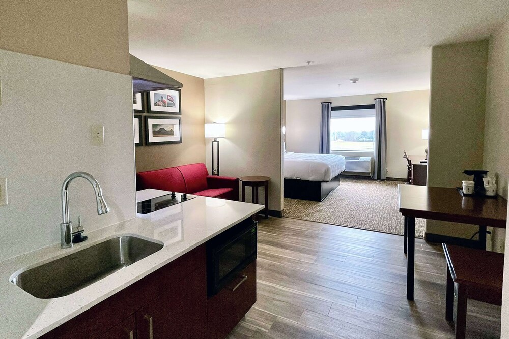 Hawthorn Extended Stay by Wyndham College Station South