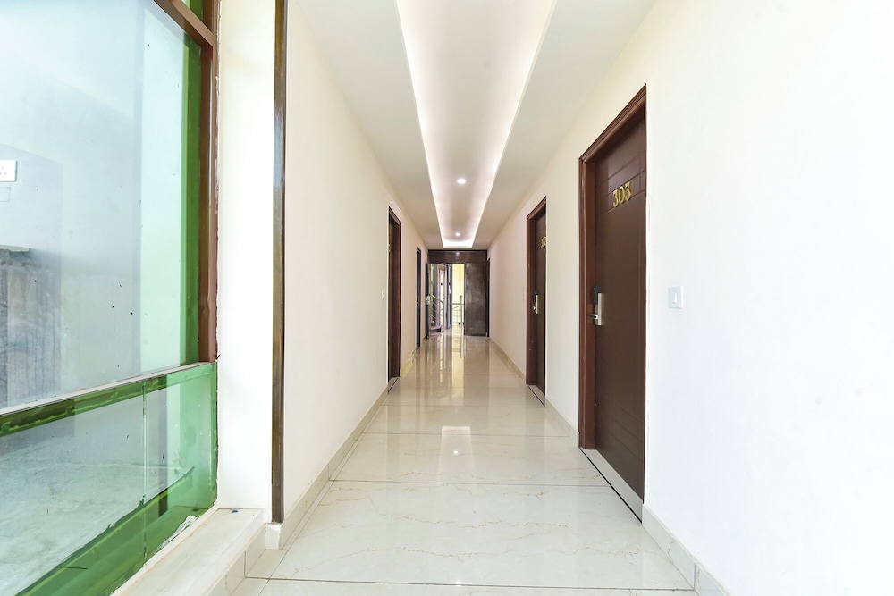 Fabhotel Burans Residency