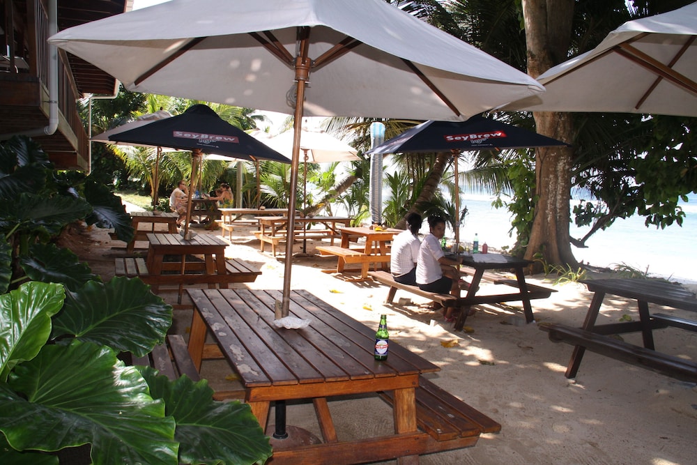 Surfers Self-Catering Chalets