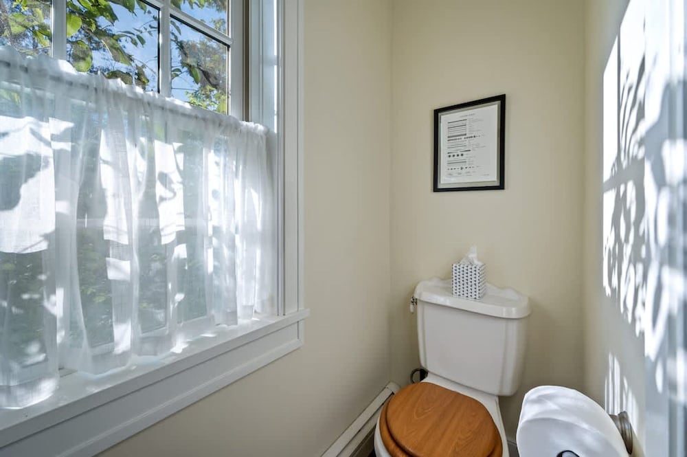 Perfect Upstate Home in Rhinebeck w low Fees