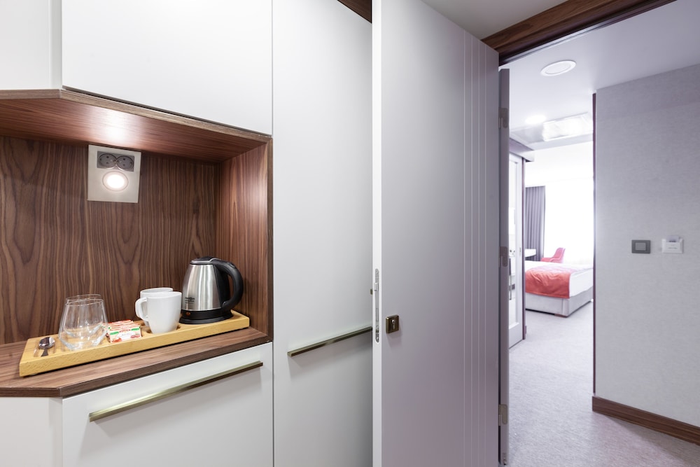 Sherry Suites Karaköy - Image 30