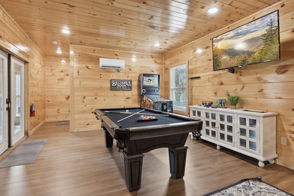 Big Bear Splash 2 Bedroom Cabin
