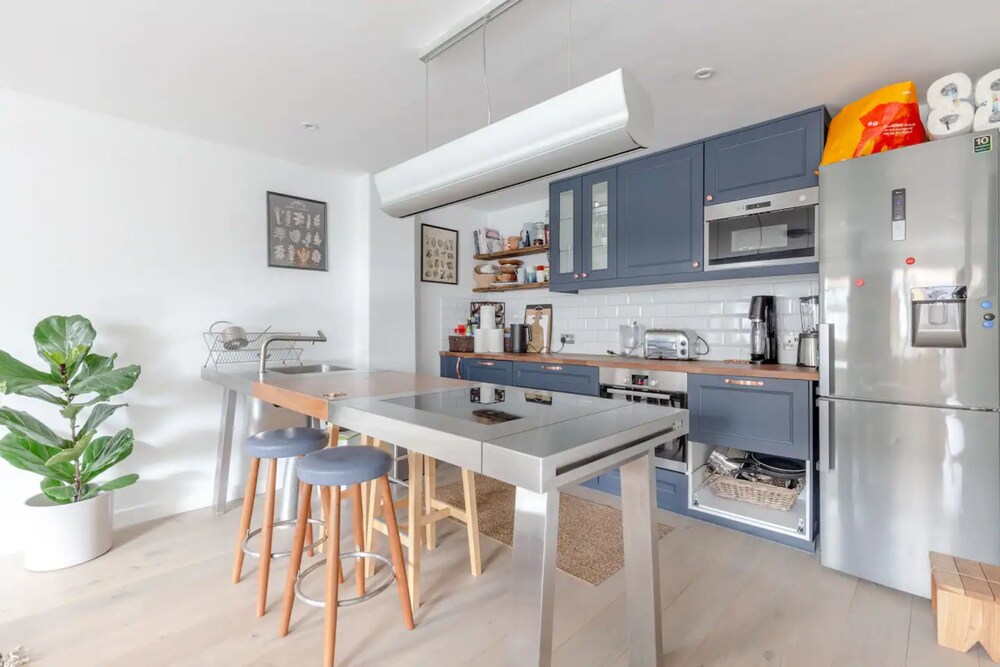 Contemporary 2 Bedroom Apartment in Bermondsey