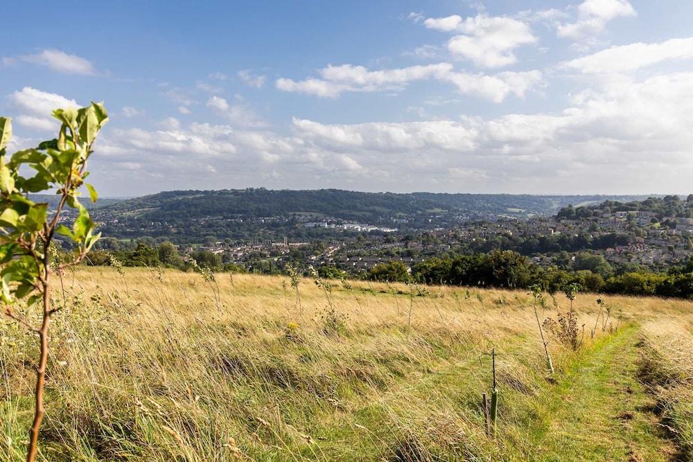 Luxury Glamping - Charlcombe Valley Orchards Bath