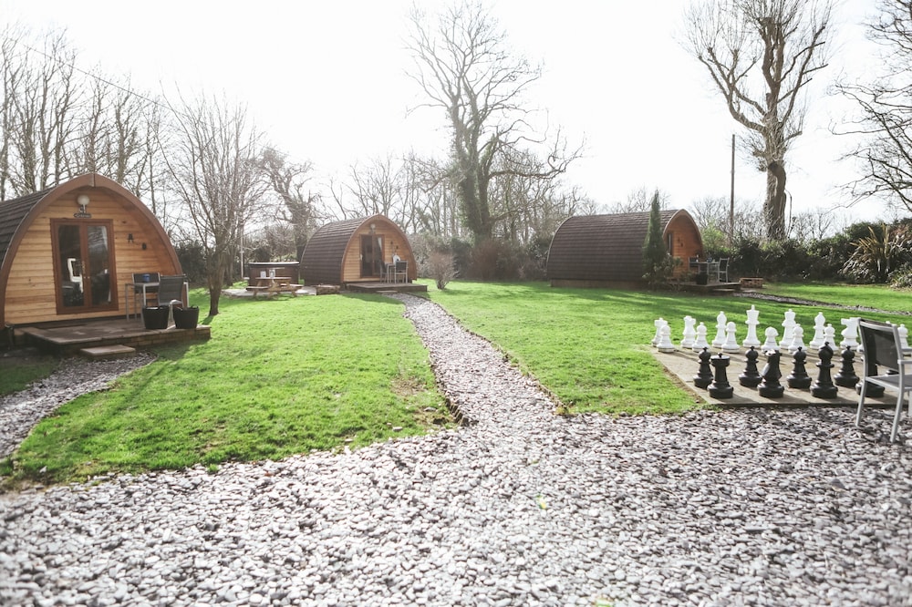 Cozy Hot Tent With Log Burner & Hot Tub Left Tent