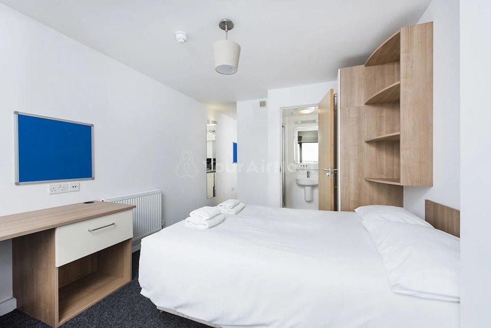 Student Only AXO Camden