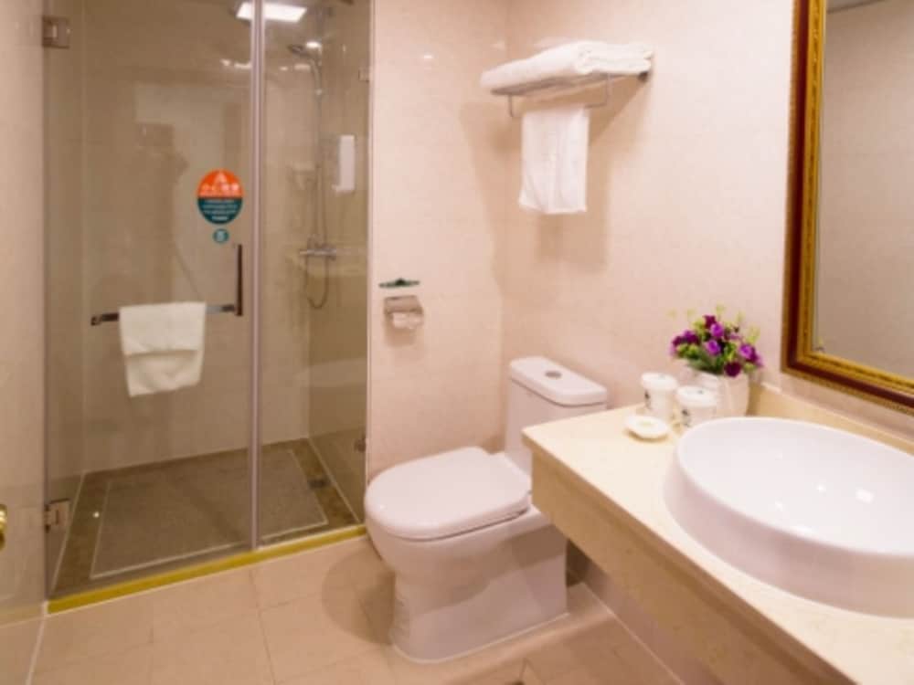GreenTree Inn LaiBin DaQiao Road YeJin Road Express Hotel