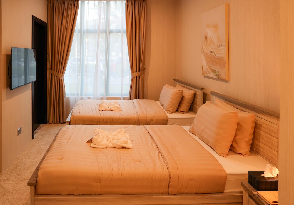 Boutique Hotel - Image 2