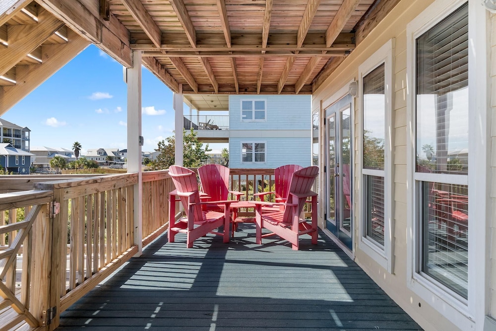 When Pigs Fly Beach House