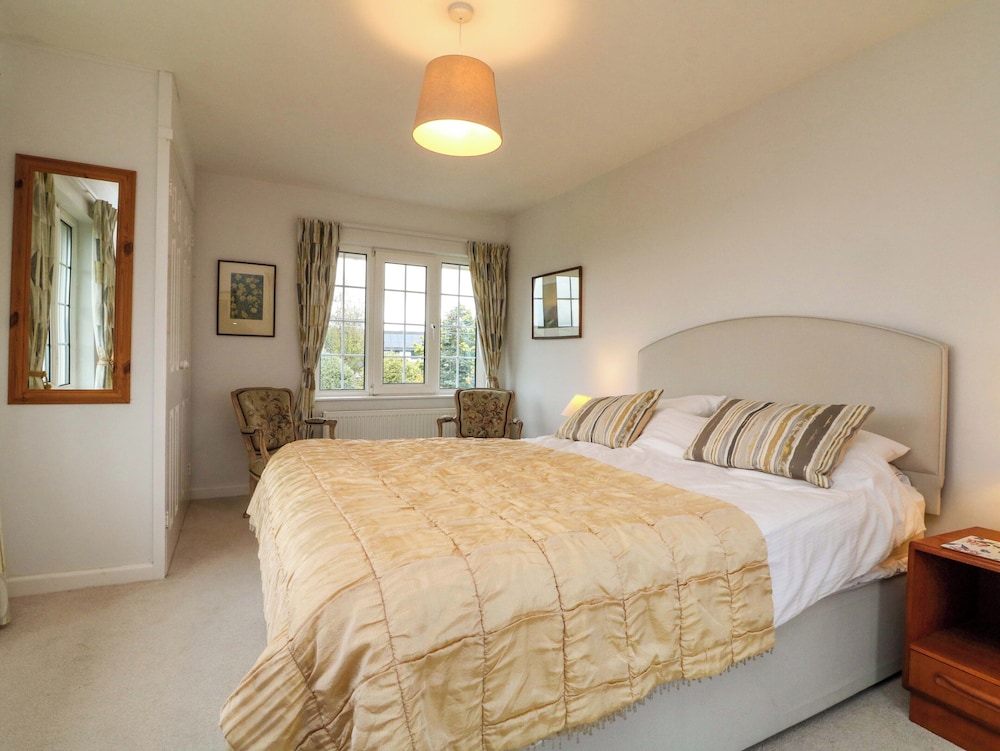Heanton Lodge