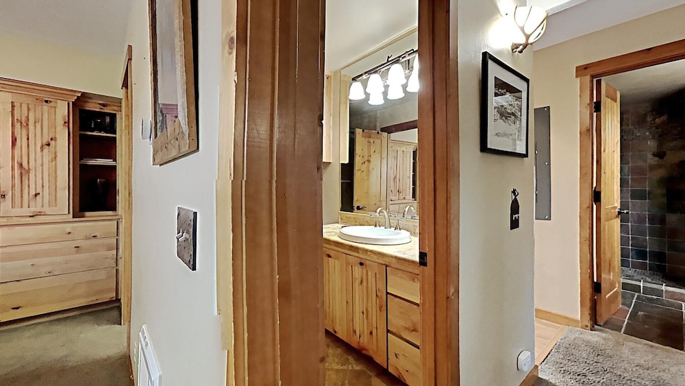 Mammoth Mountain - Vacation Condos