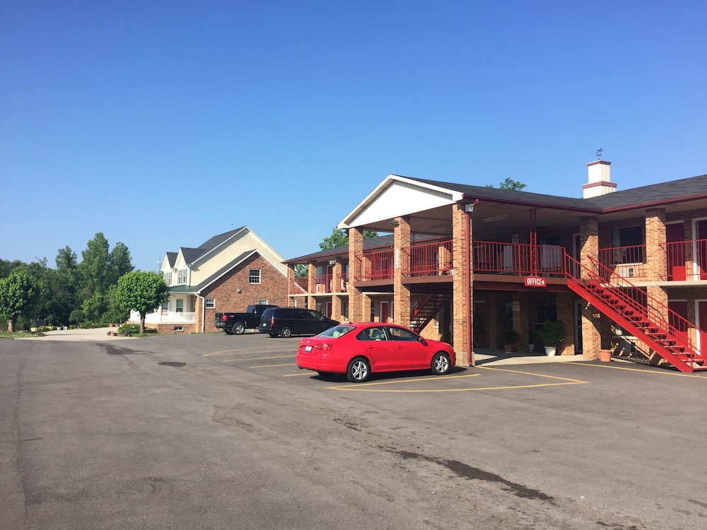 Americas Inn