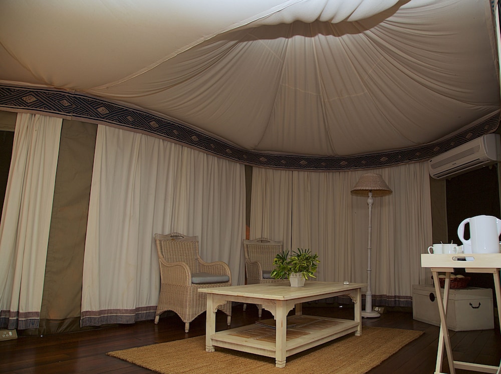 Leeuwenhof Country Lodge & Garden Spa