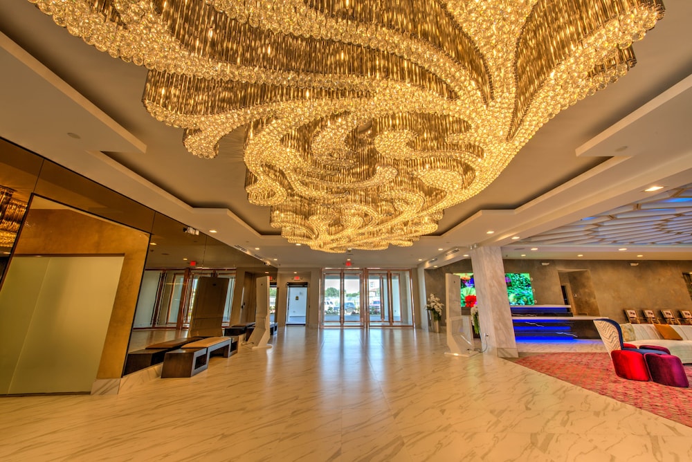 Grand Tuscany Hotel