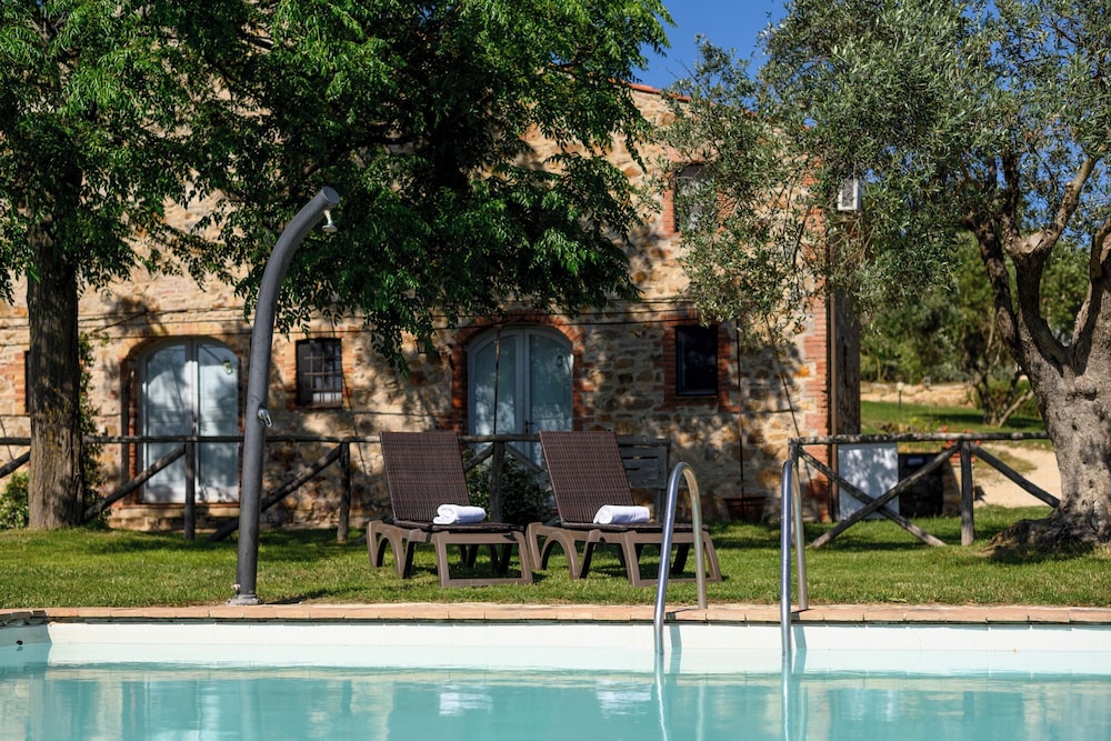 AGRITURISMO LE CHIUSE