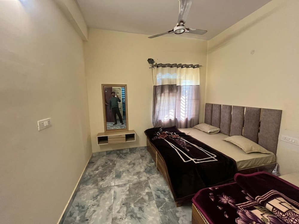 Maharaja Hotel and Dhaba