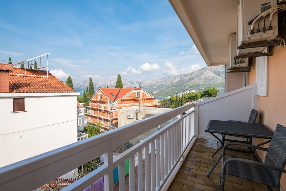 Villa Voinic 3