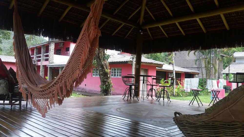 Bali Suites Itamambuca