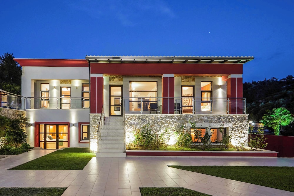Villa Alexandra Karvouno Villas