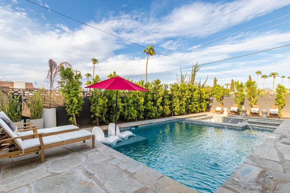 Stonewood Luxe Estate 5 Showers Heated Pool GYM