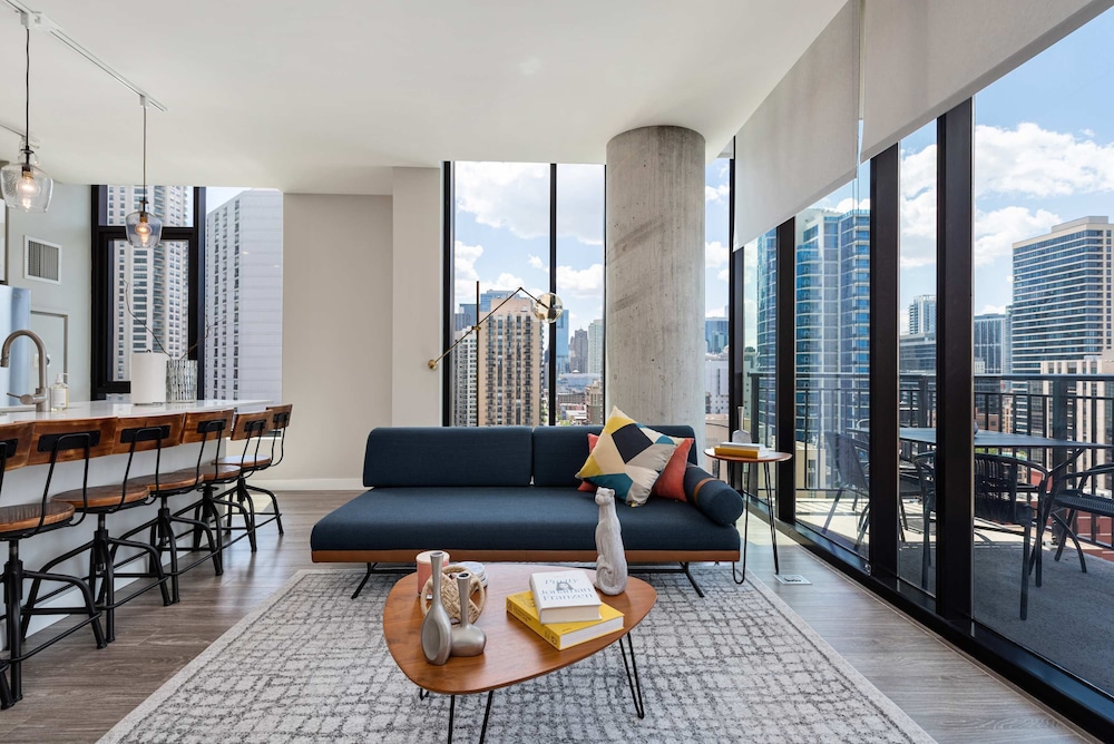 Gold Coast Group Stay 2 Modern 2BR Apartments
