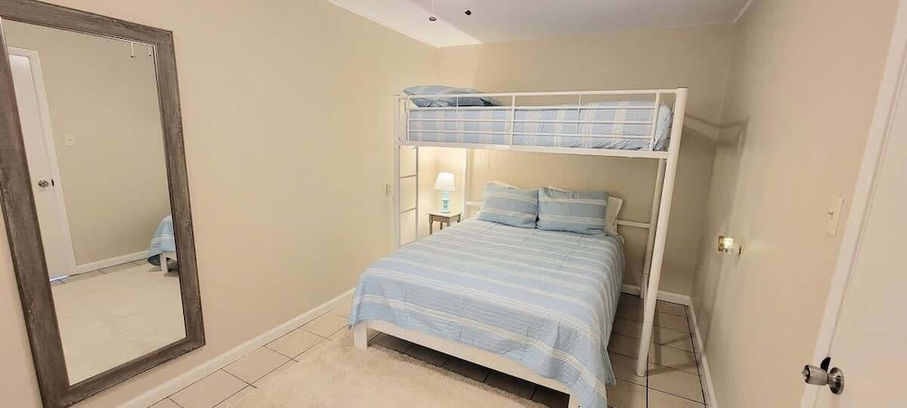 Bay View Great Deck Pool 2 Levels & 3 Bedr 3 Bedroom Condo