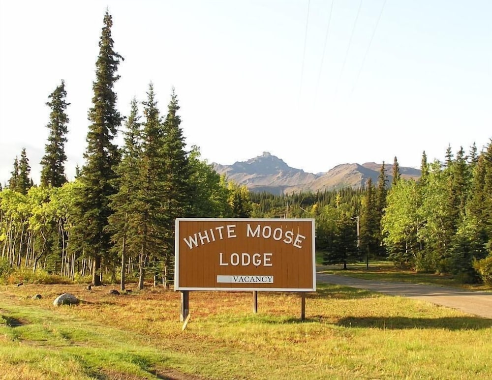 White Moose Lodge