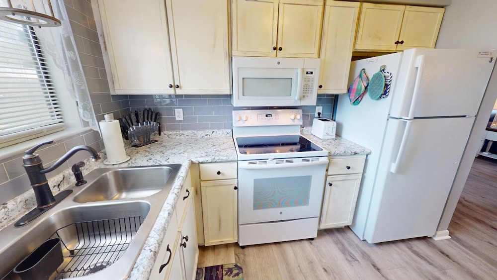 Lighthouse Point 2 by Tybee Vacation Rentals