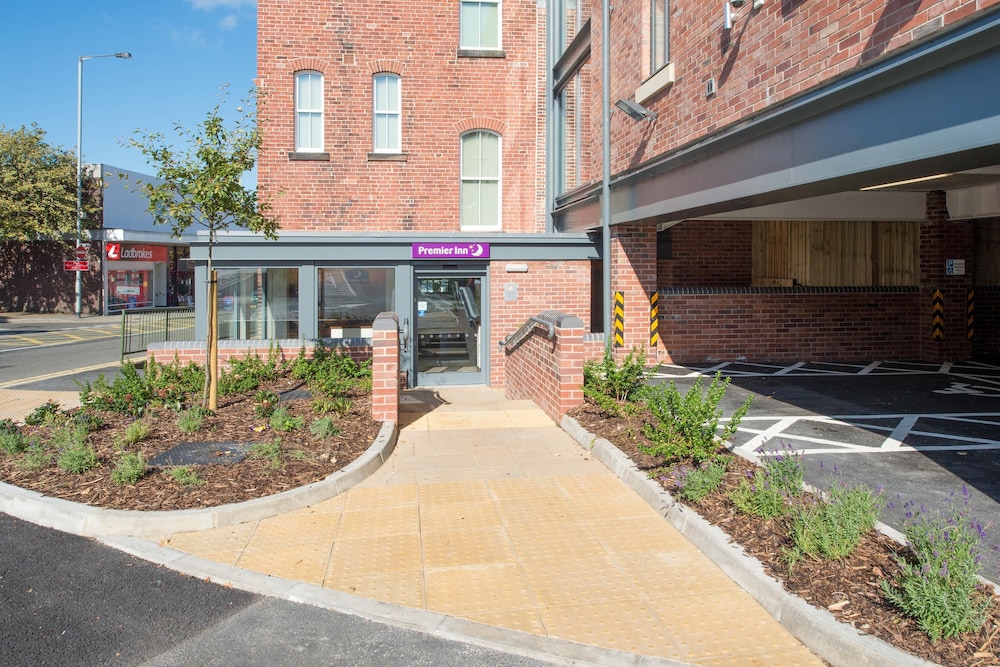 Premier Inn Leek Town Centre, photo 6