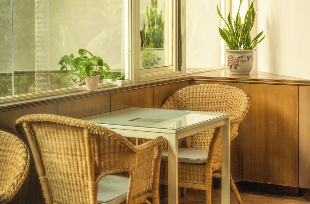 Regale Villa Hotel