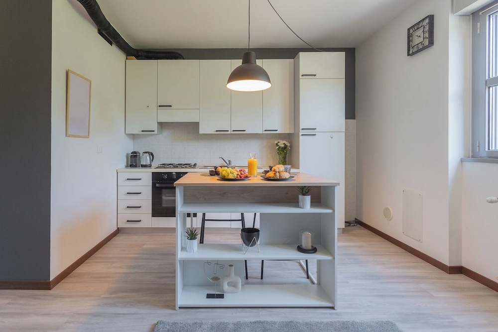 Black Loft Como by Rent all Como