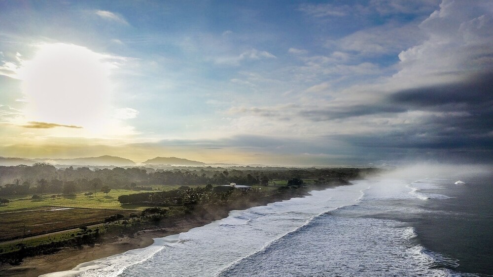 Mountain & Ocean View Retreat - Hermosa Palms 34