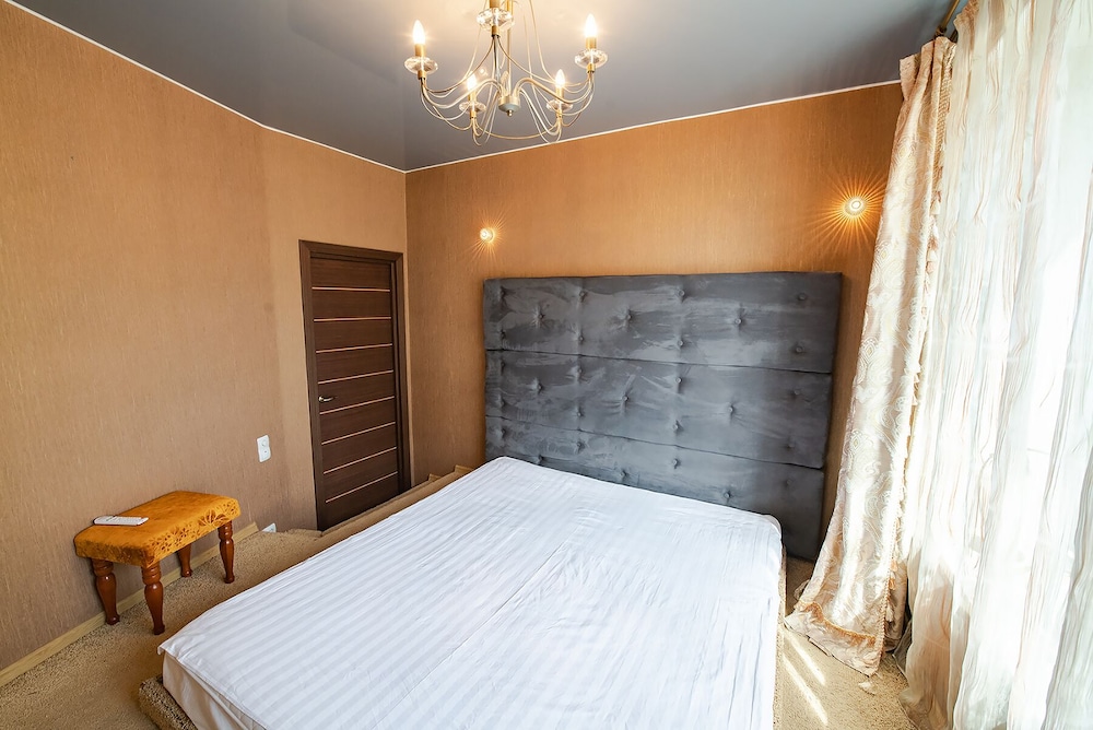 Apartment on Pushkinskaya 18 view 3
