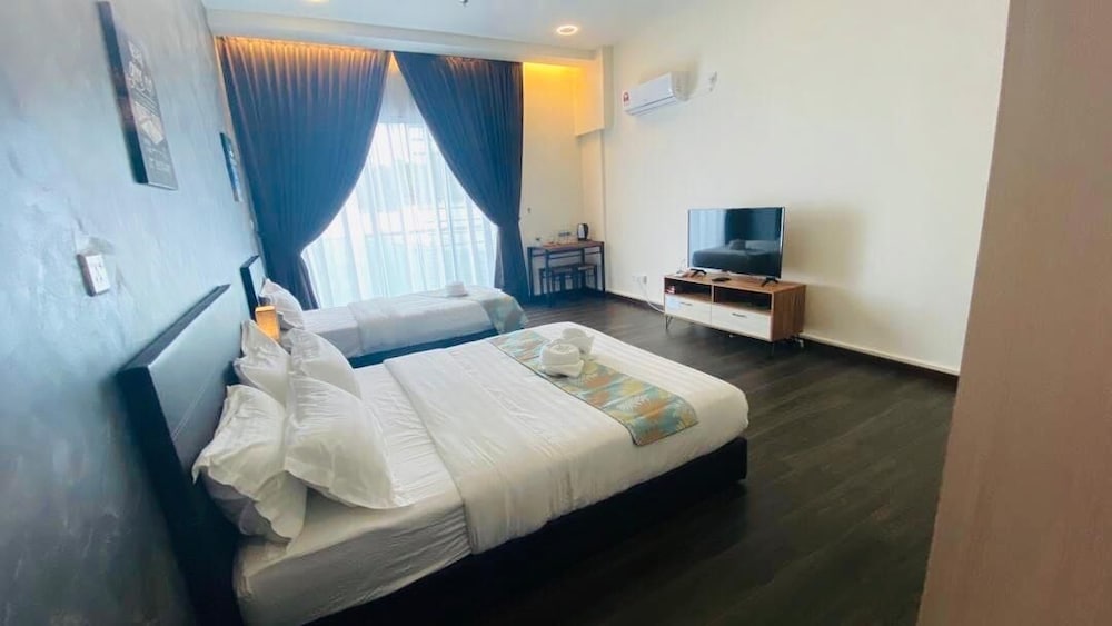 2 Bedroom Near Airport at Aeropod Sovo Studio photo 3