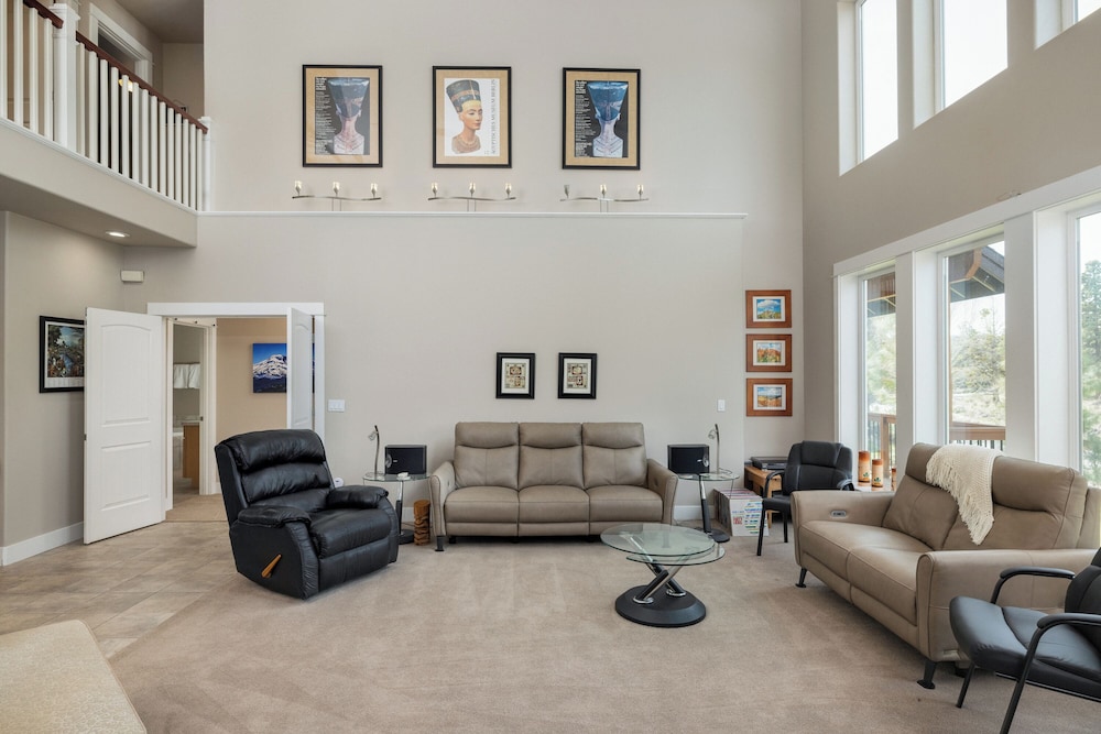 6BR 5 King Beds EV 10min Downtown