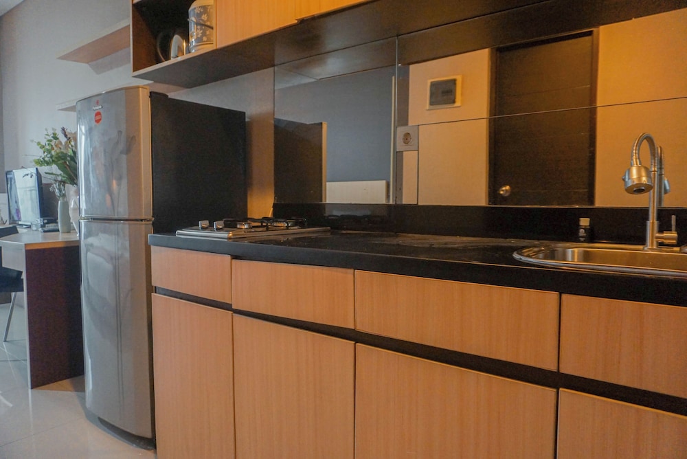 Comfortable Studio At Tamansari Semanggi Apartment